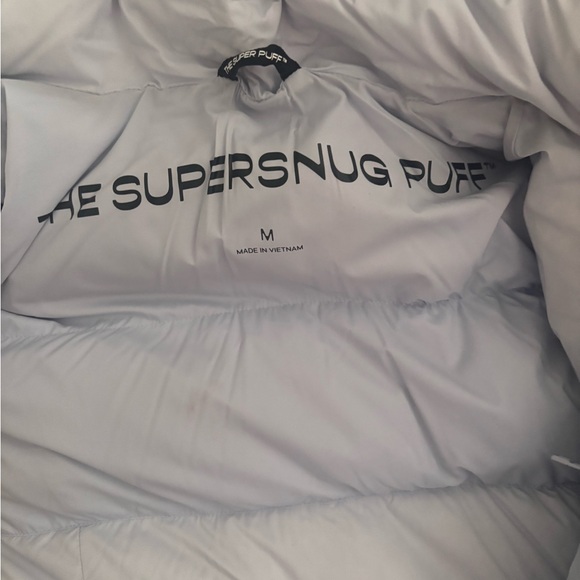 Aritzia Women's Soft Blue Supersnug Puffer Jacket - Picture 4 of 12